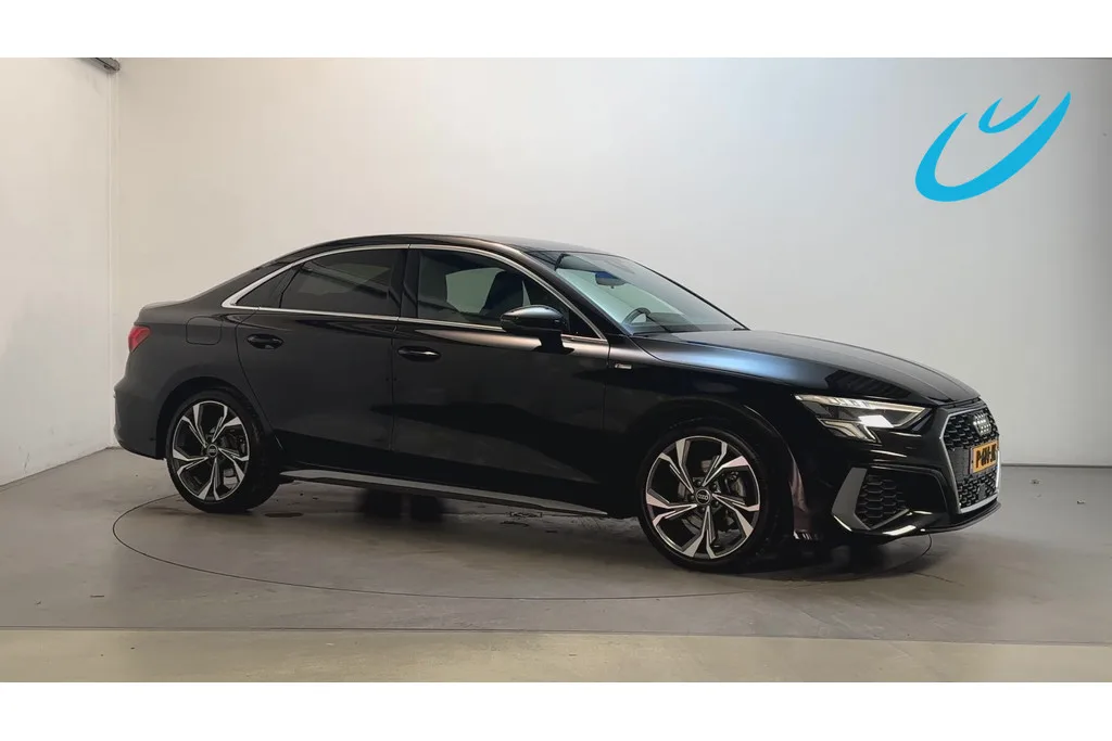 Audi A3 (2022) — foto 1