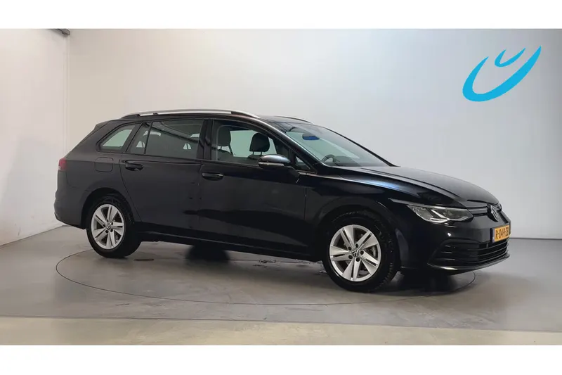Volkswagen Golf (2022)