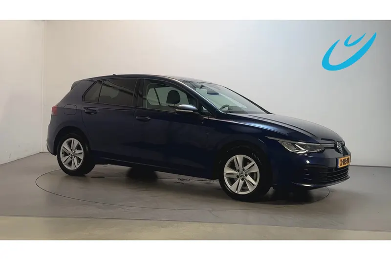 Volkswagen Golf (2024)