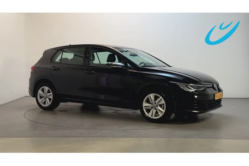 Volkswagen Golf (2022)