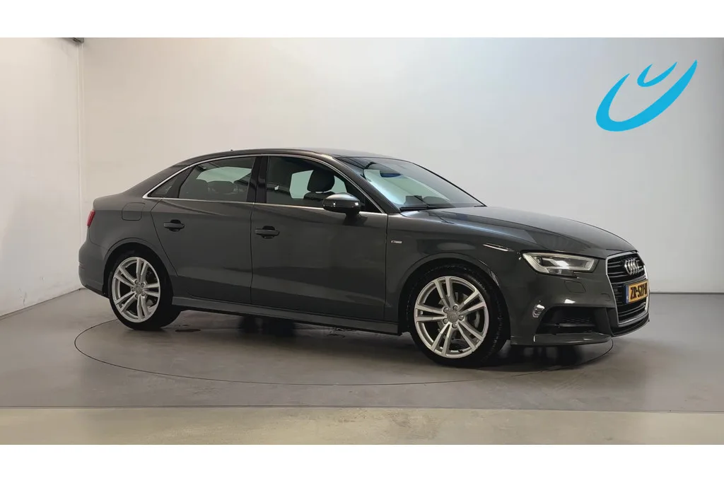 Audi A3 (2019) — foto 1
