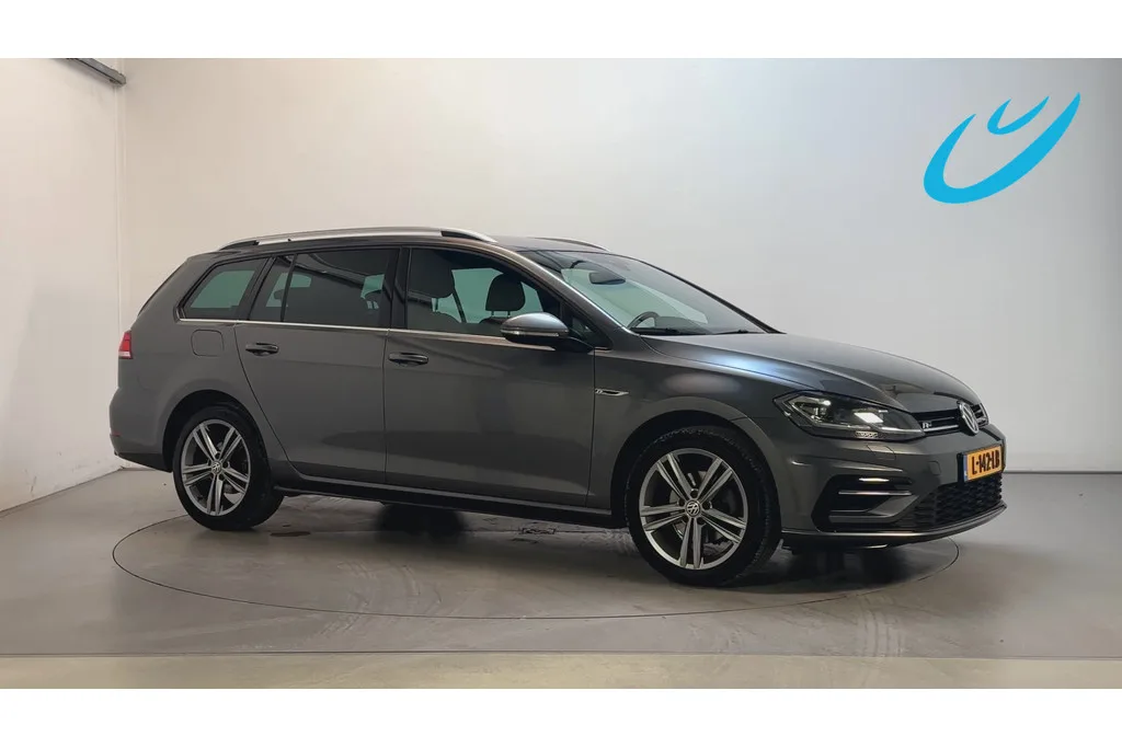 Volkswagen Golf (2017) — foto 1