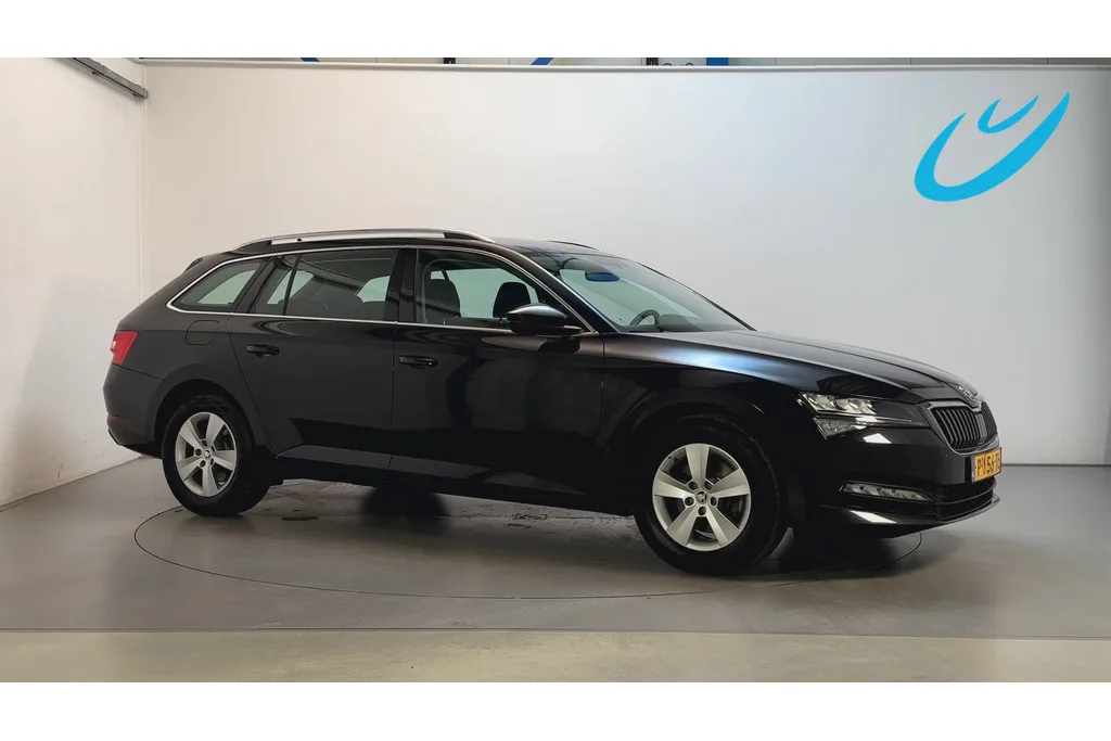 Škoda Superb (2022) — foto 1