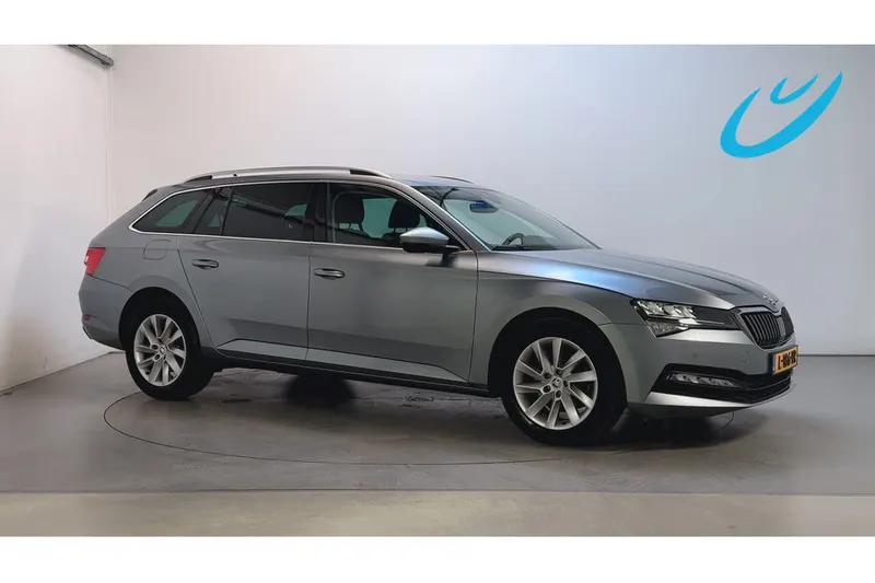 Škoda Superb (2021)