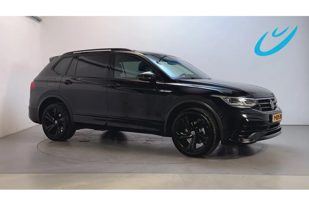 Volkswagen Tiguan (2022) — foto 1