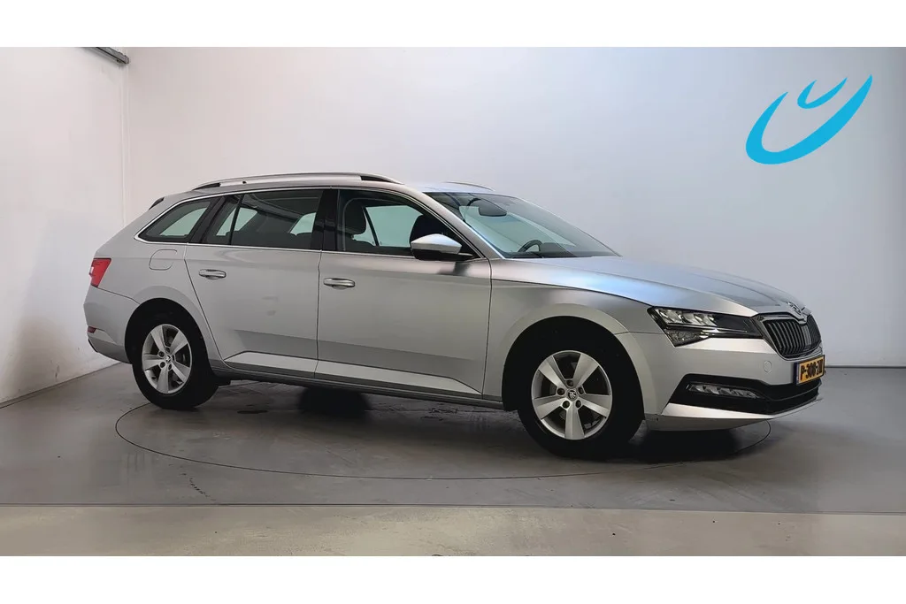 Škoda Superb (2022) — foto 1