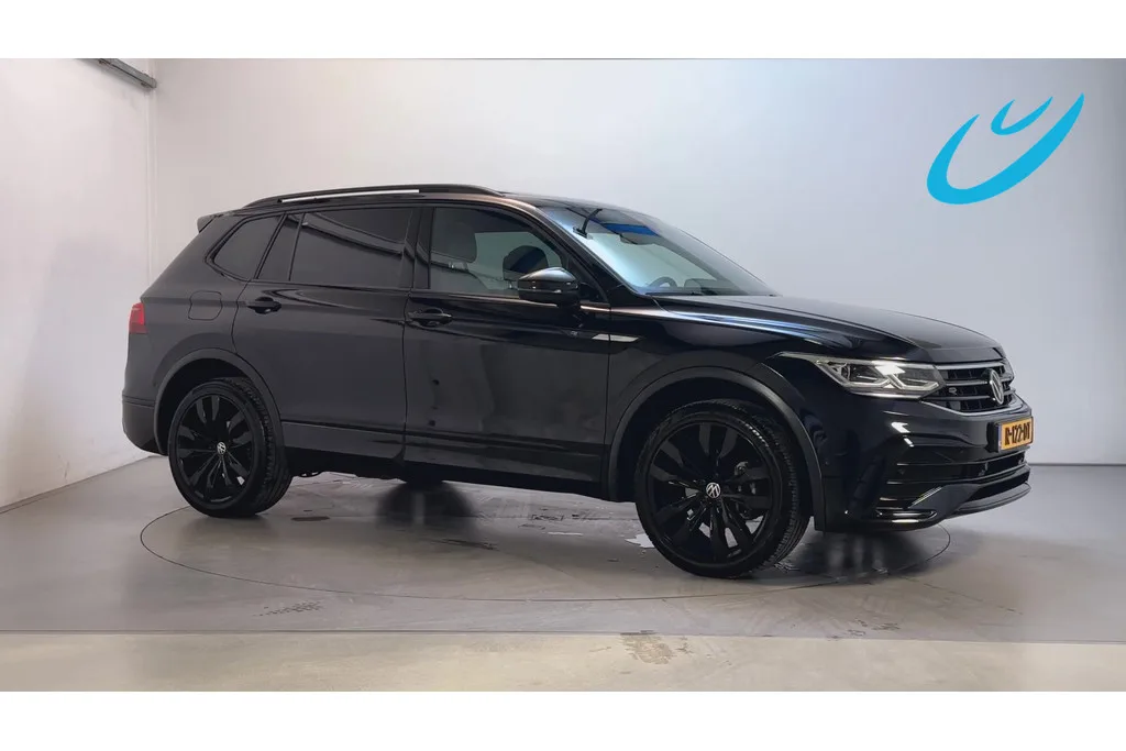 Volkswagen Tiguan (2022) — foto 1