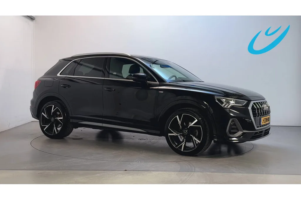 Audi Q3 (2020) — foto 1