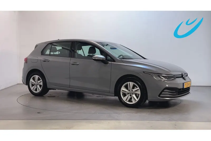Volkswagen Golf (2023)