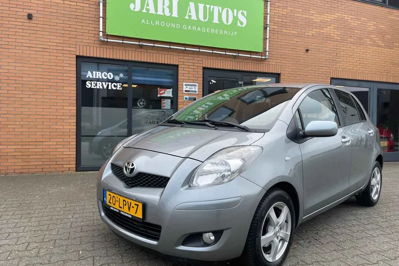 Toyota Yaris (2010)