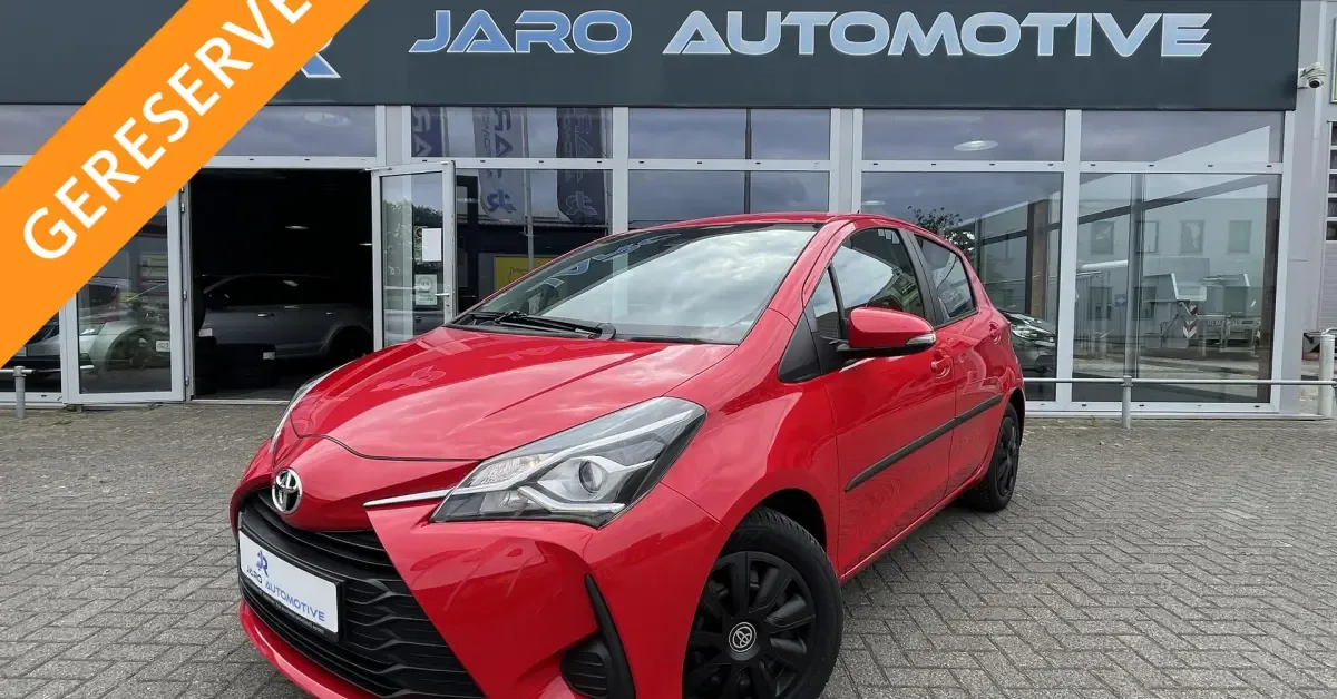 Toyota Yaris (2018) — foto 1
