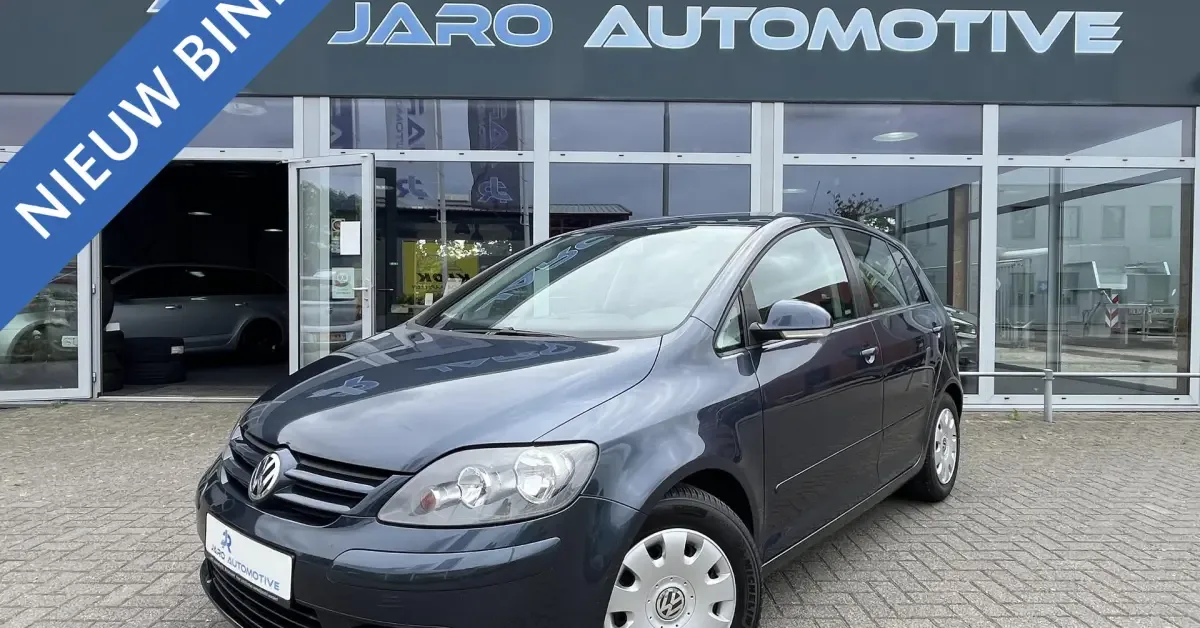 Volkswagen Golf (2009) — foto 1