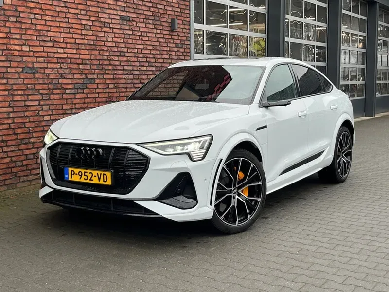 Audi e-tron (2020) — foto 1