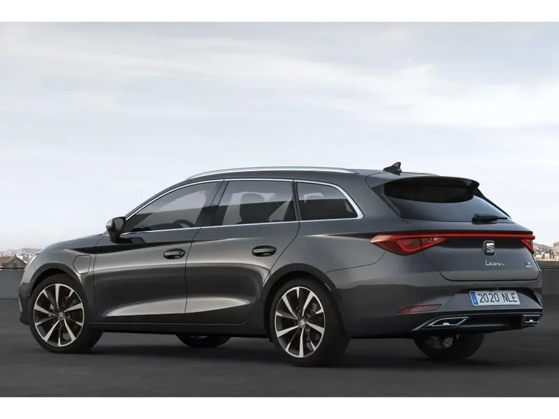 SEAT Leon (2022) — foto 1