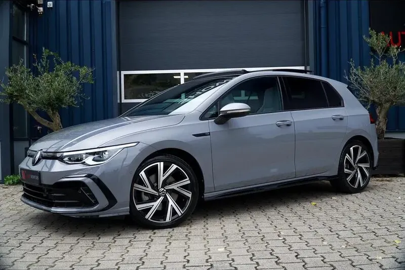 Volkswagen Golf (2021)