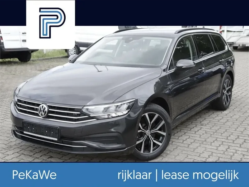 Volkswagen Passat (2021) — foto 1