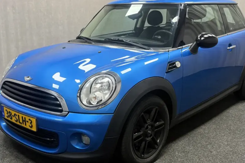 MINI 3 Deurs (2011)