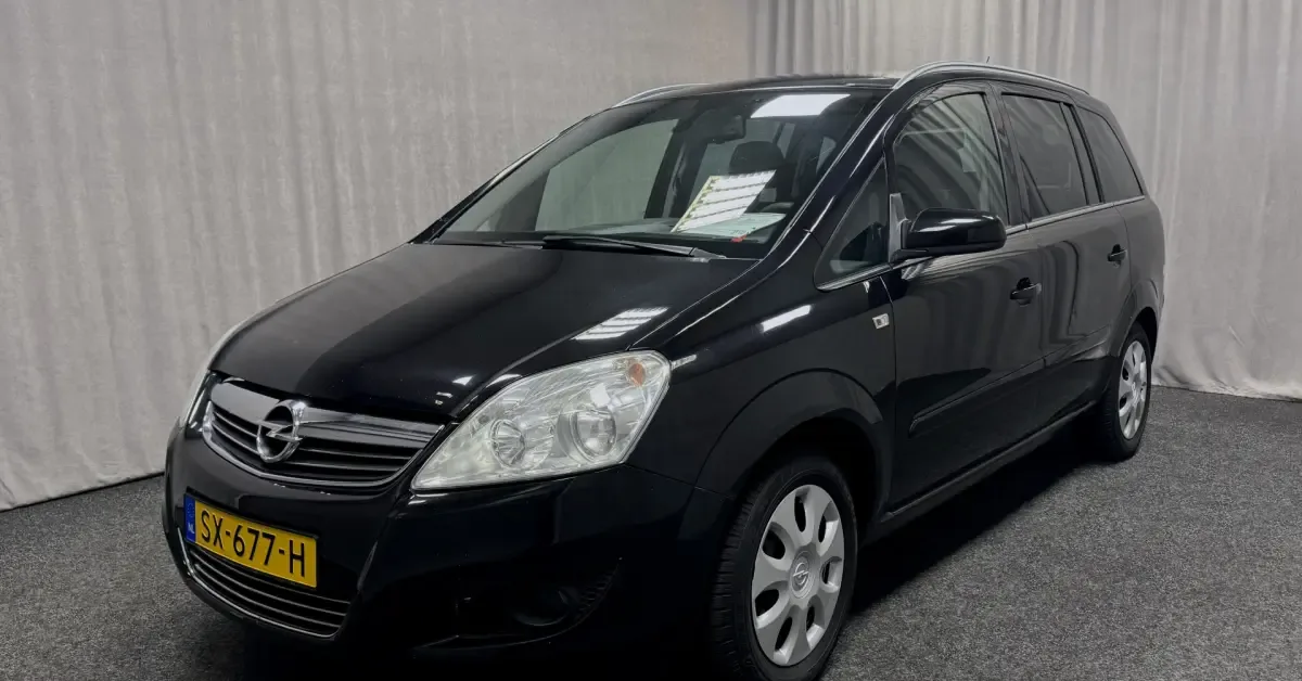 Opel Zafira (2008) — foto 1