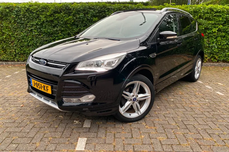 Ford Kuga (2016)
