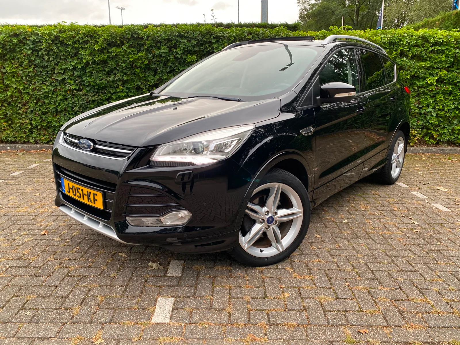 Ford Kuga (2016) — foto 1