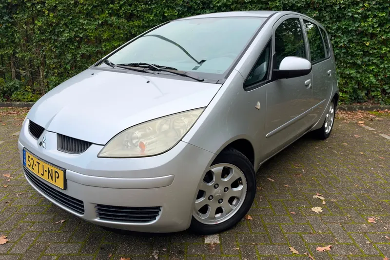 Mitsubishi Colt (2006)