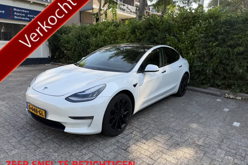 Tesla Model 3 (2019)