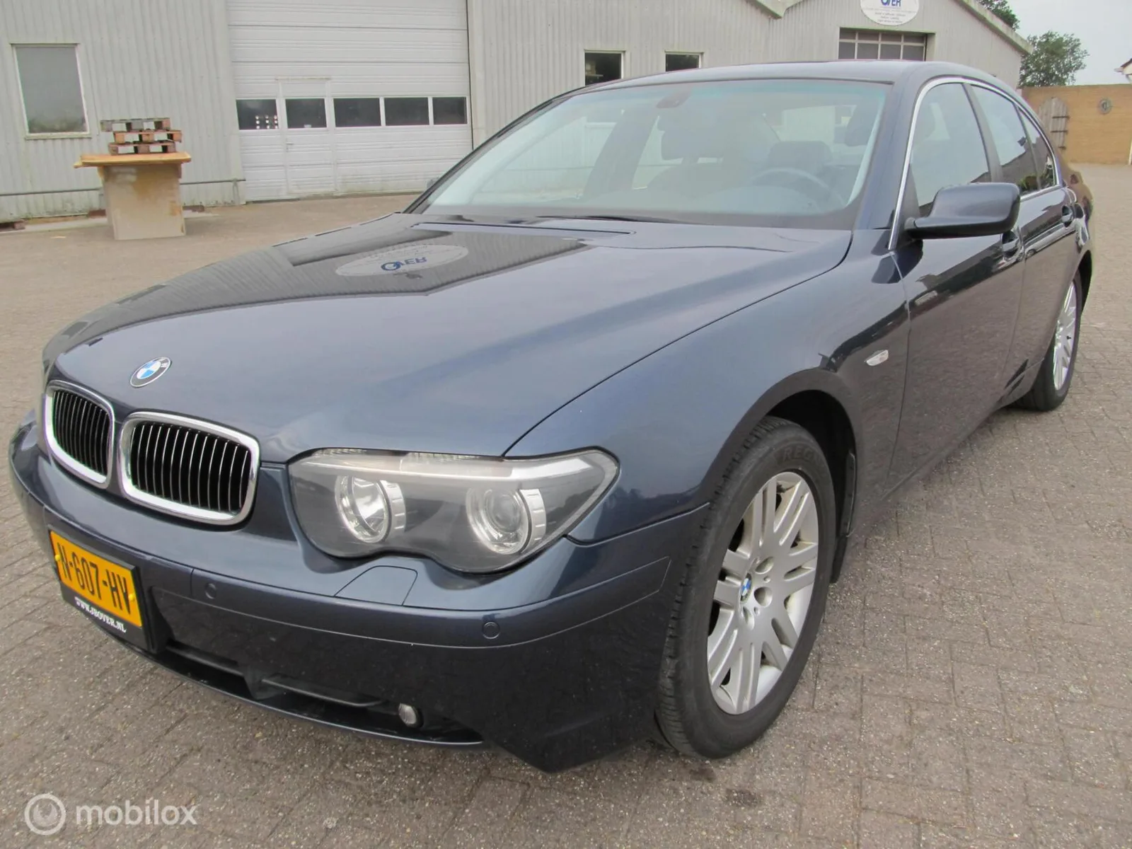 BMW 7-Serie (2003) — foto 1