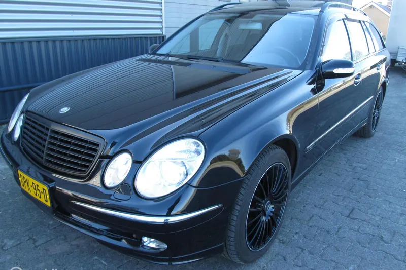 Mercedes-Benz E-Klasse (2004)