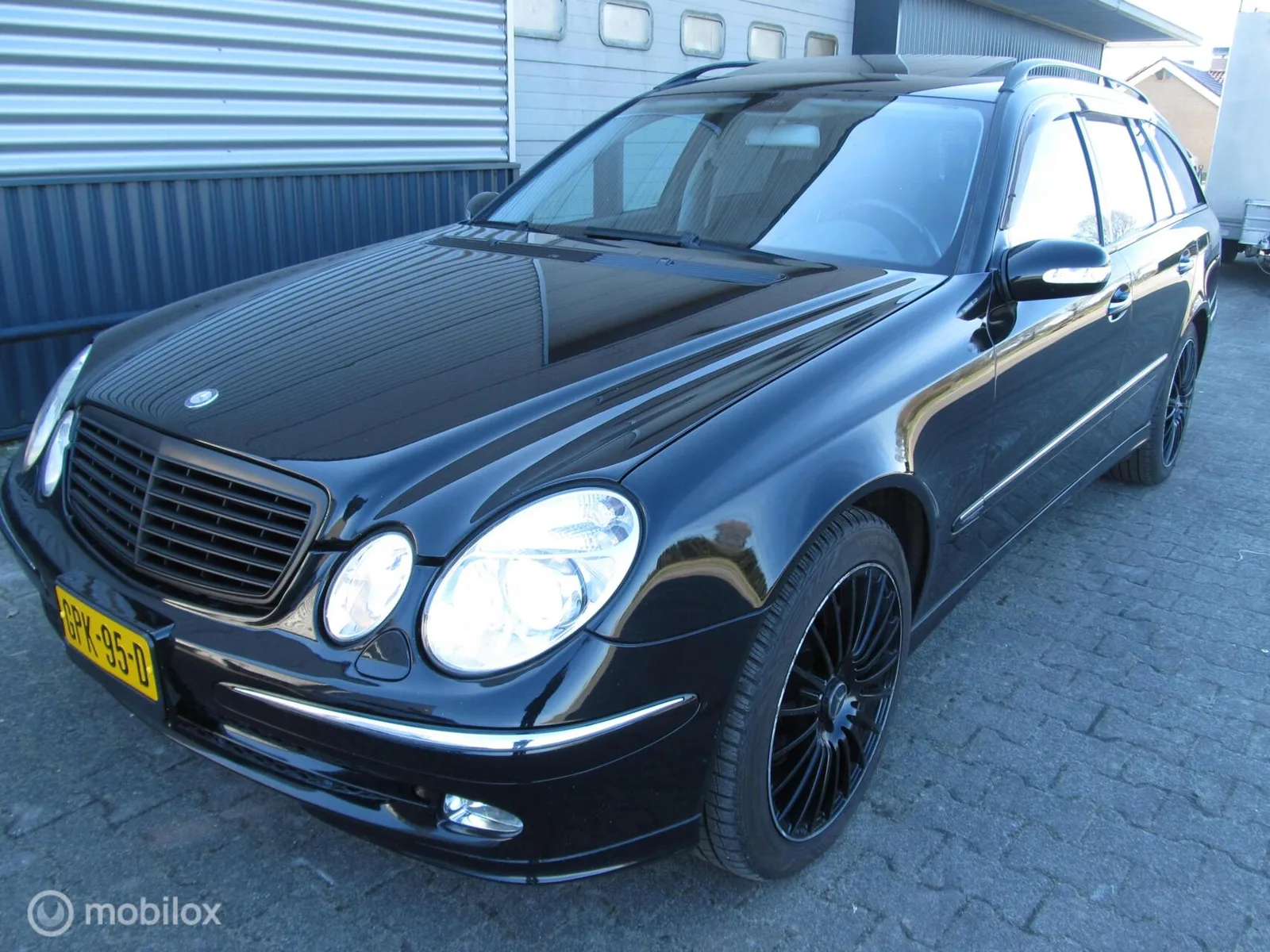 Mercedes-Benz E-Klasse (2004) — foto 1
