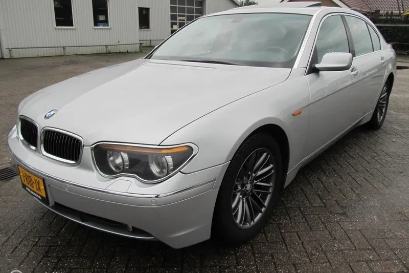 BMW 7-Serie (2002)