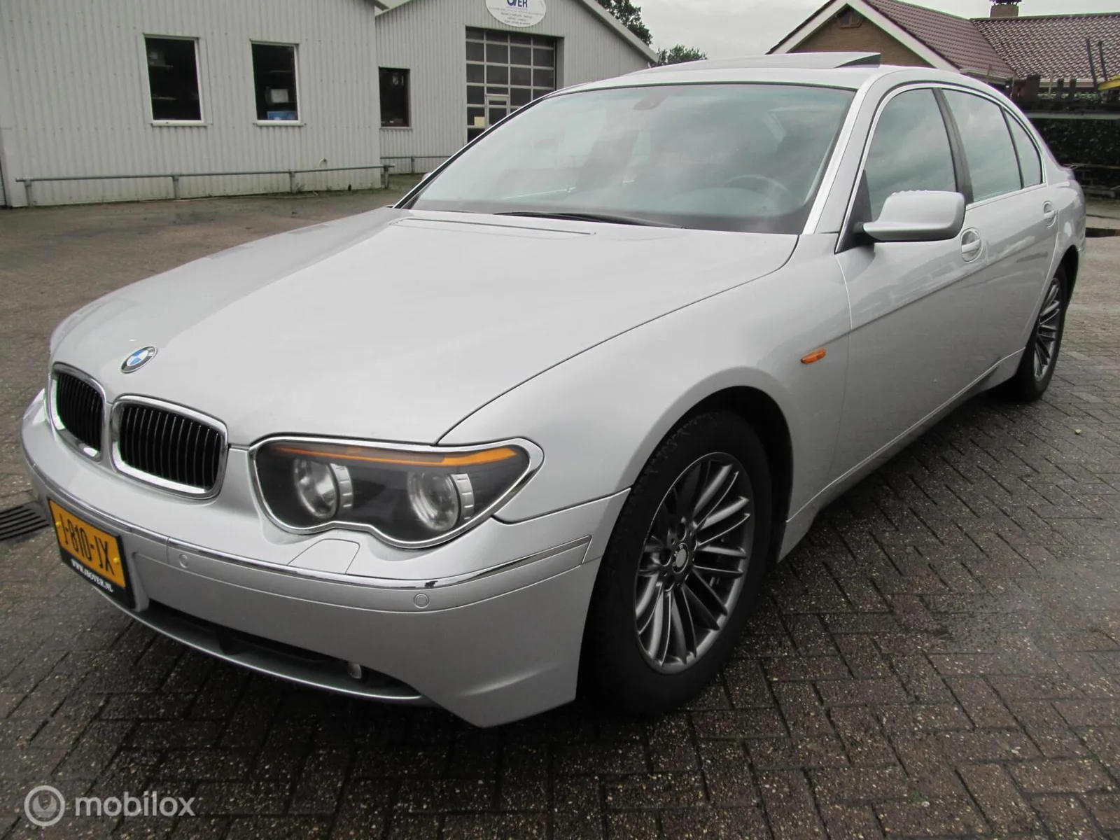 BMW 7-Serie (2002) — foto 1