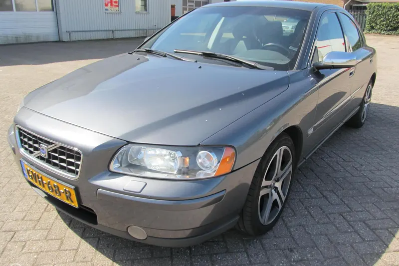 Volvo S60 (2005)
