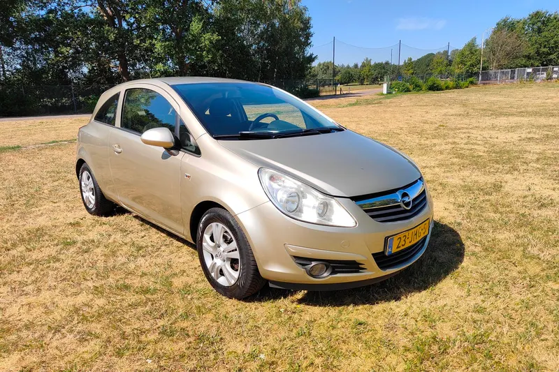 Opel Corsa (2009)