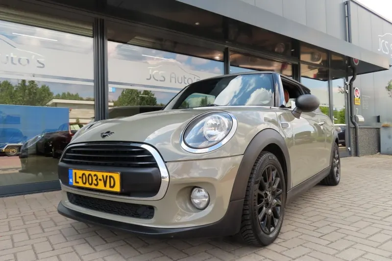 MINI One (2018)