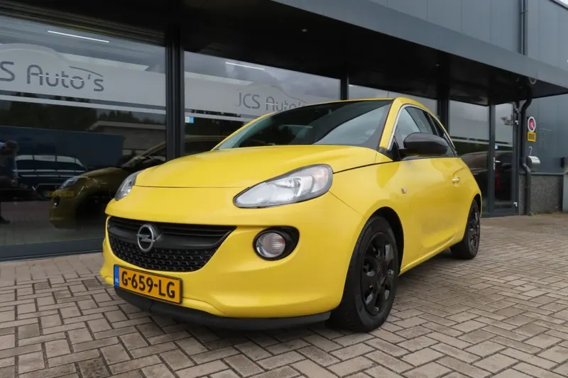 Opel Adam (2013)