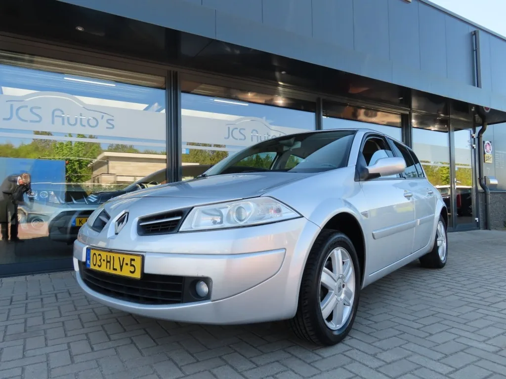 Renault Mégane (2009) — foto 1