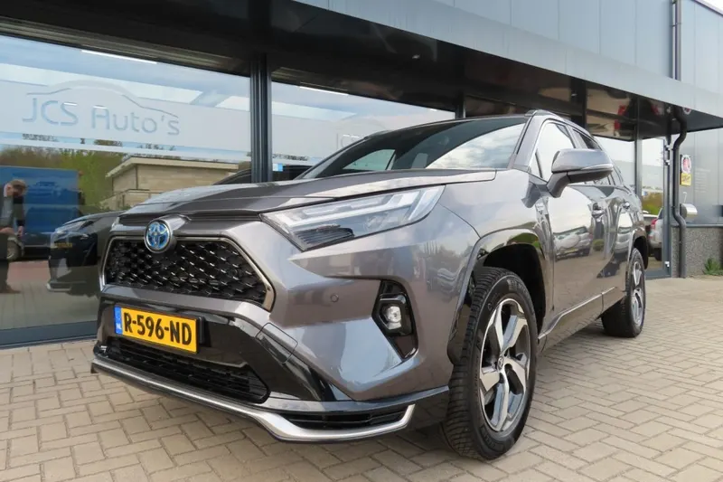 Toyota RAV4 (2022)