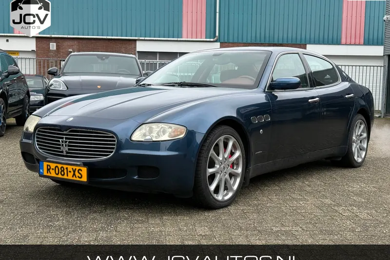 Maserati Quattroporte (2004)