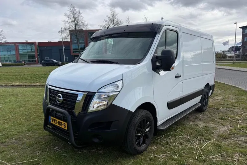 Nissan Interstar (2023)