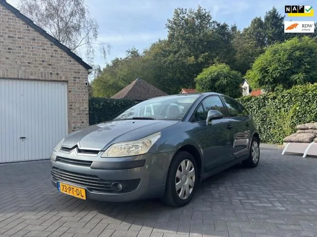 Citroën C4 (2004) — foto 1