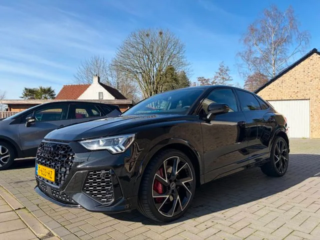 Audi Q3 (2021) — foto 1