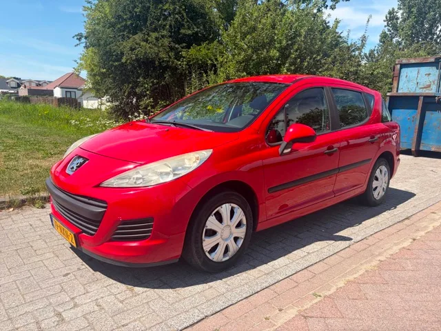 Peugeot 207 (2011) — foto 1