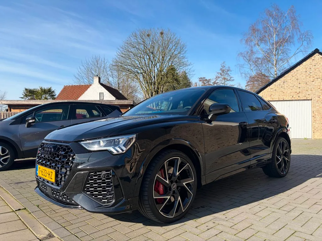 Audi Q3 (2021) — foto 1