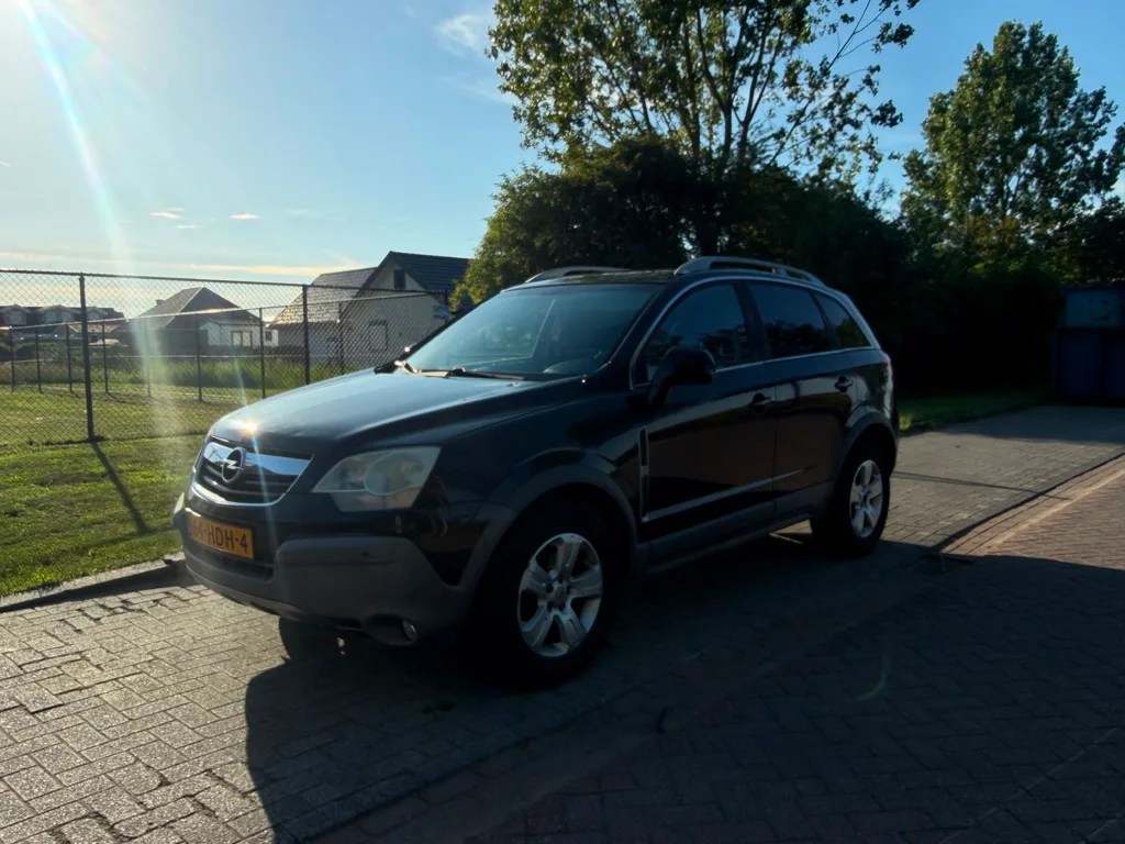 Opel Antara (2008) — foto 1