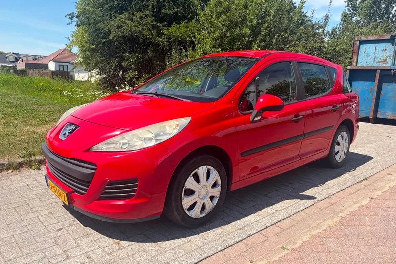 Peugeot 207 (2011)