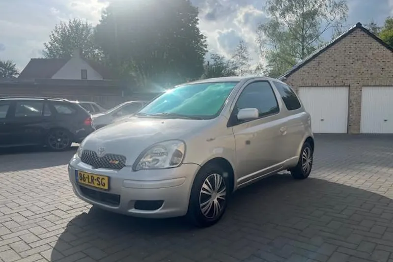 Toyota Yaris (2003)