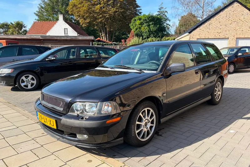 Volvo V40 (2003)