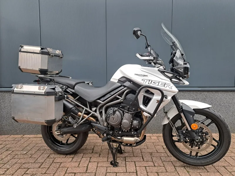 Triumph Tiger 800 XRX (2019) — foto 1