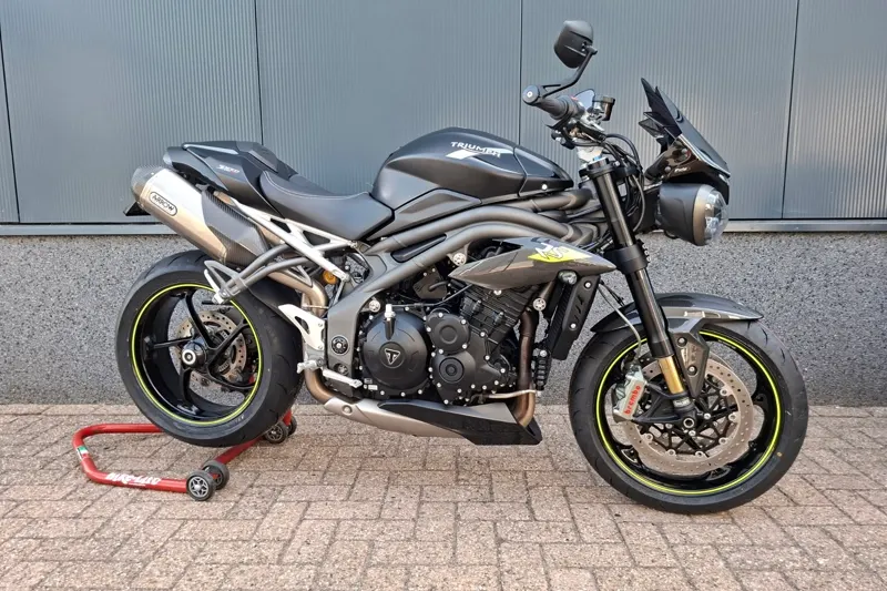 Triumph Speed Triple RS (2019)