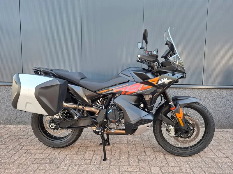 KTM 790 Adventure (2023) — foto 1